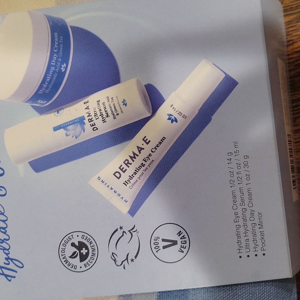 Derma E Bundle - Picture 3 of 4